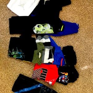 Lot of boys 13 items